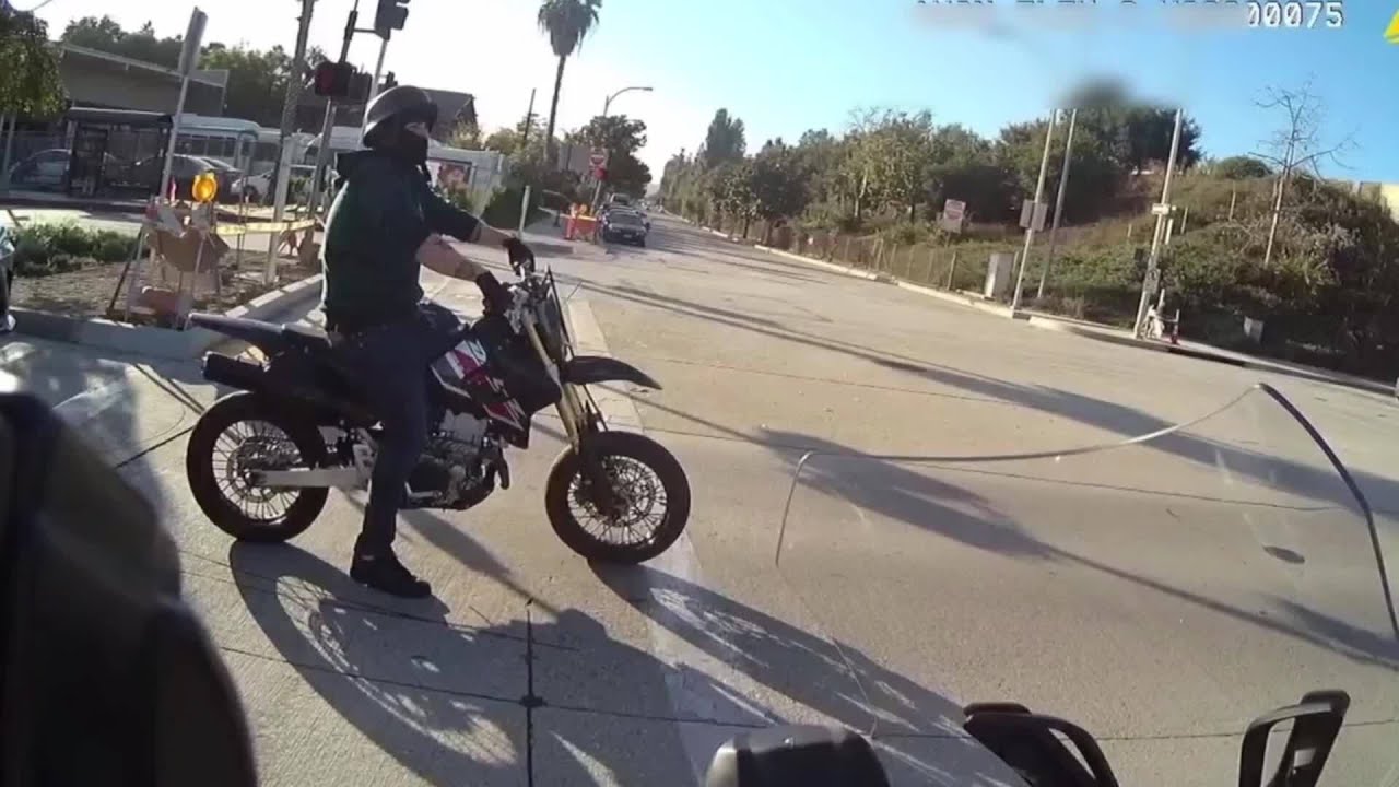 Motorcyclist wanted after speeding away from Pasadena police