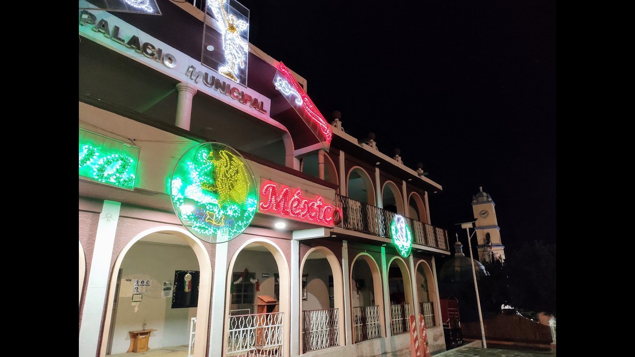 Palacio municipal de Tulcingo y su entorno!