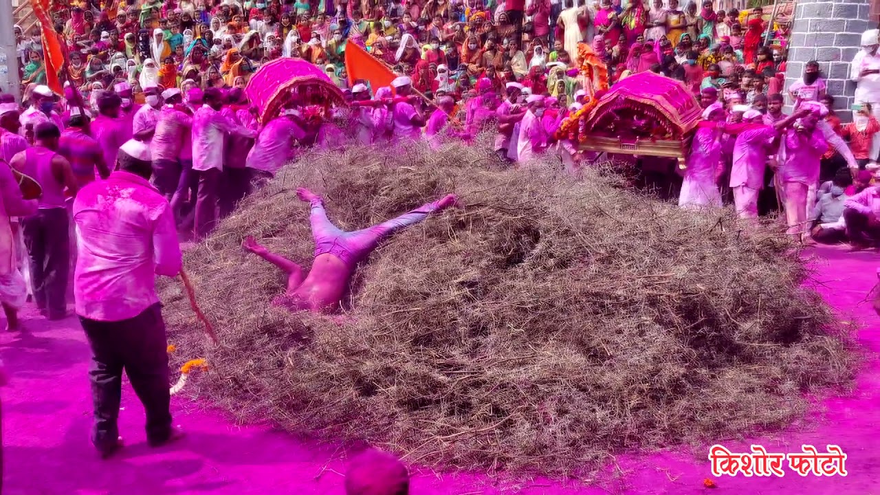 *गुळूंचे येथील काटेबारास यात्रा*                       