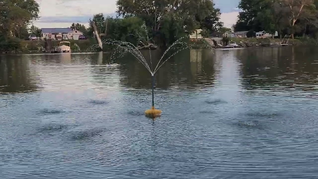 Floating solar fountain.