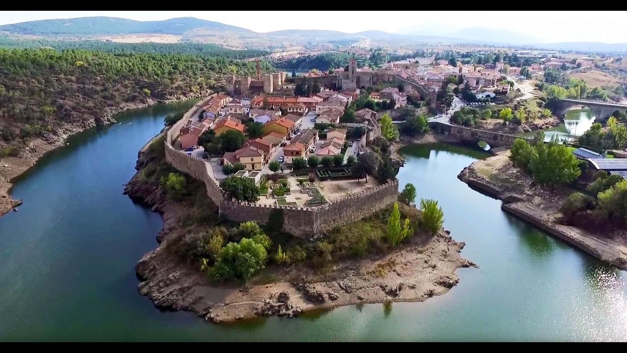 Pueblo de Madrid completamente amurallado, Buitrago de Lozoya