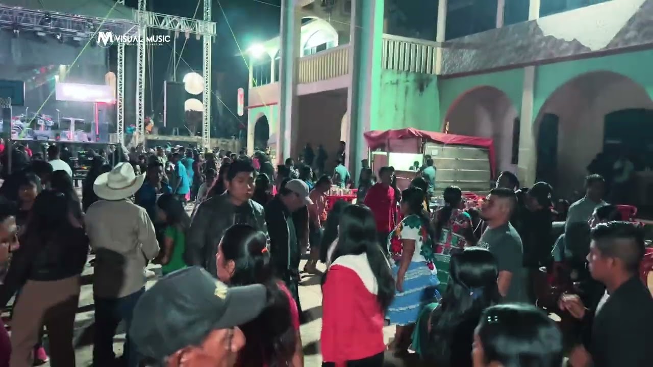Baile de noche buena en Buena Vista San Luis Acatl&aacute;n 
