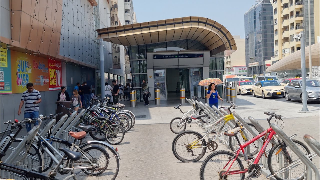 Dubai Deira summer walk: Muraqqabat Salah Al Din Metro Station to Al Rigga St via Al Ghurair Centre