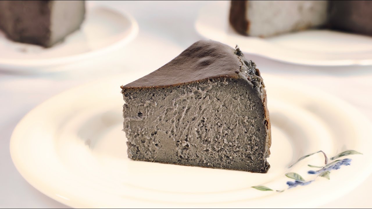 濃厚黑芝麻巴斯克乳酪蛋糕 | Creamy & Rich Black Sesame Basque Burnt Cheesecake