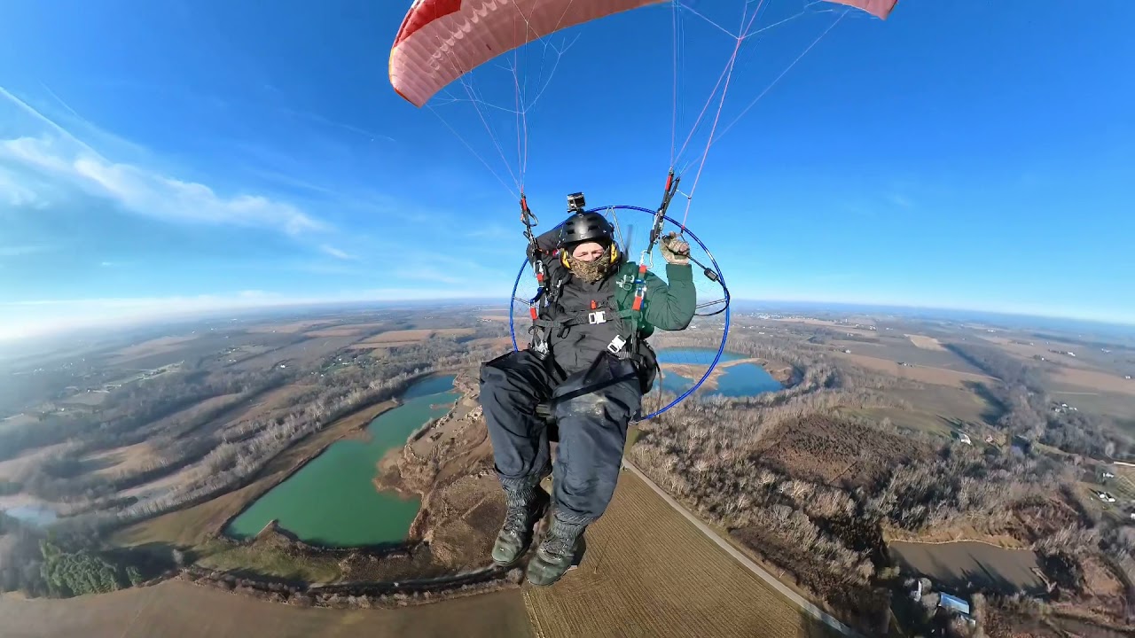 Paramotor Flight in Pleasant Hill Ohio.  Throggle throttle test.  Insta360 ONE X2 test. 12/26/2021