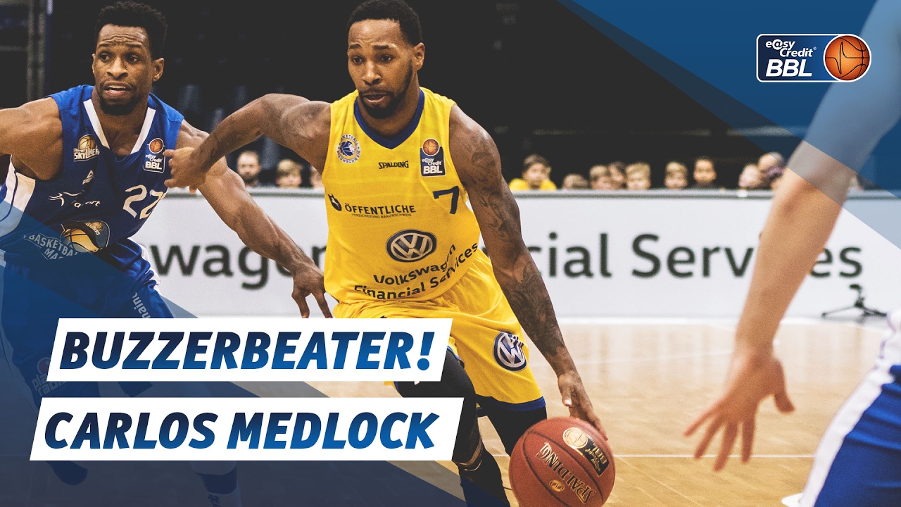 BUZZERBEATER! Medlock trifft aus der eigenen H&auml;lfte!