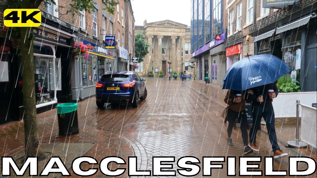 Rain Walk MACCLESFIELD Town Centre ENGLAND United Kingdom UK 4K