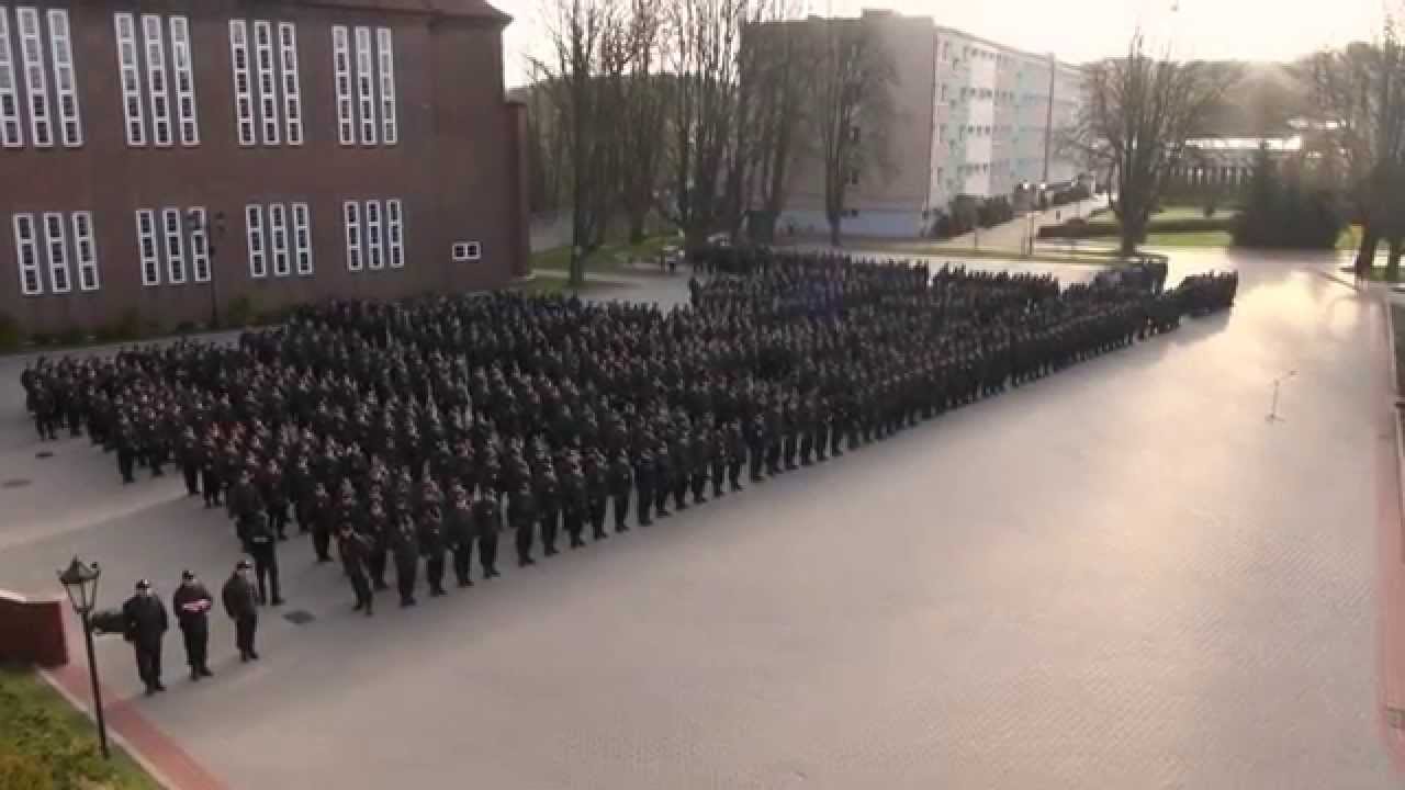 Szkoła Policji w Słupsku - apel poranny