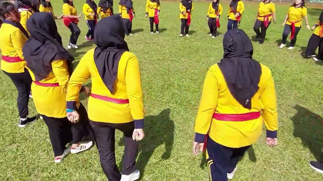 senam pelajar pancasila SMA Negeri 1 Salatiga