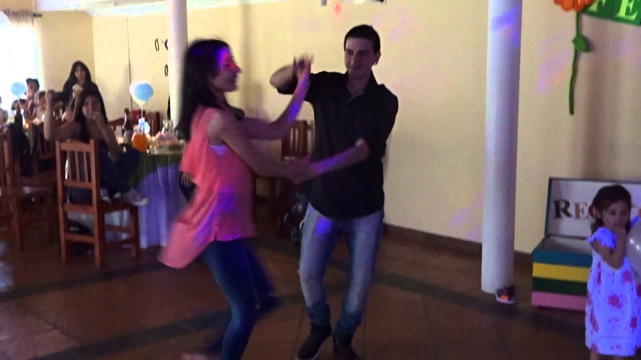 Salón Evaristo´s; Cumple 1 de Santino: Coreografía