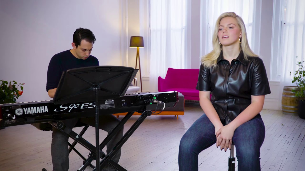 Rene&eacute; Rapp | &ldquo;Irreplaceable&rdquo;- Beyonc&eacute;