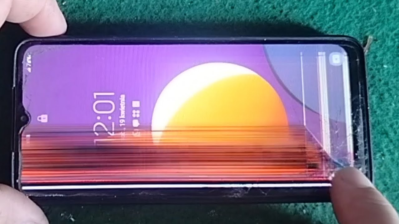 Wymiana wyświetlacza LCD w Samsung Galaxy M12