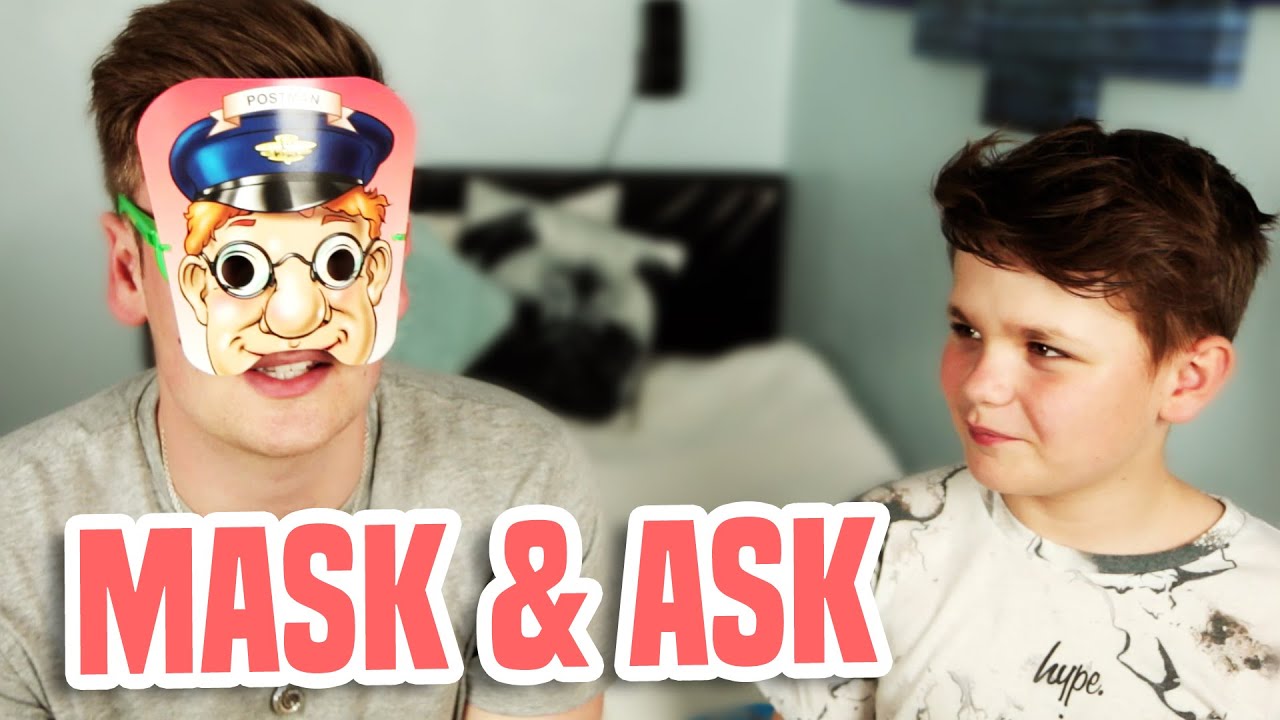 BROTHERS PLAY MASK AND ASK