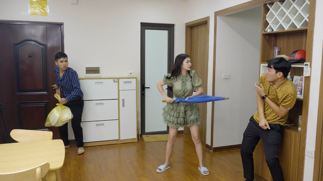 Chủ Tịch Bị Em Gái Trợ Lý Riêng Đuổi Đánh Vì Tưởng Ăn Trộm Trong Nhà Và Cái Kết - Tập 607