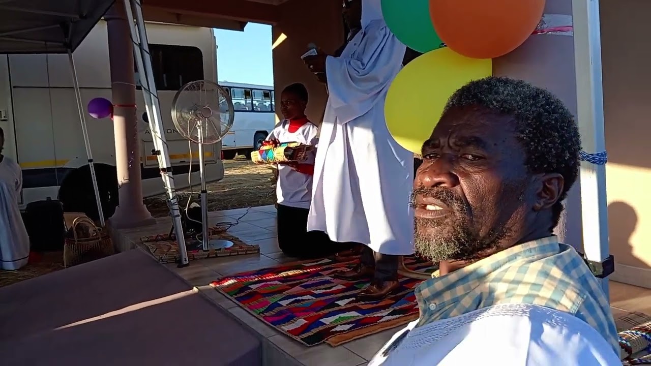 UNYAZI LUGEZA ISIZWE SAKWAMPUKUNYONI KWA MKHWANAZI