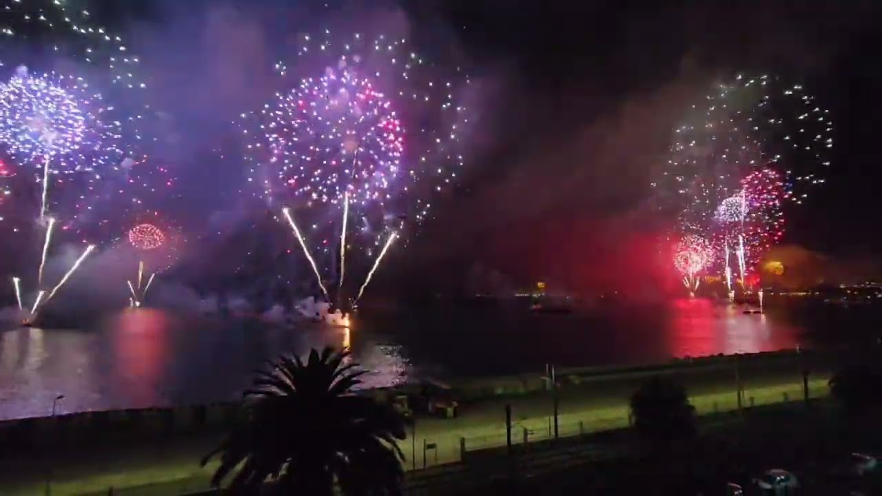 Fuegos artificiales Valparaíso Chile. Año nuevo 2025