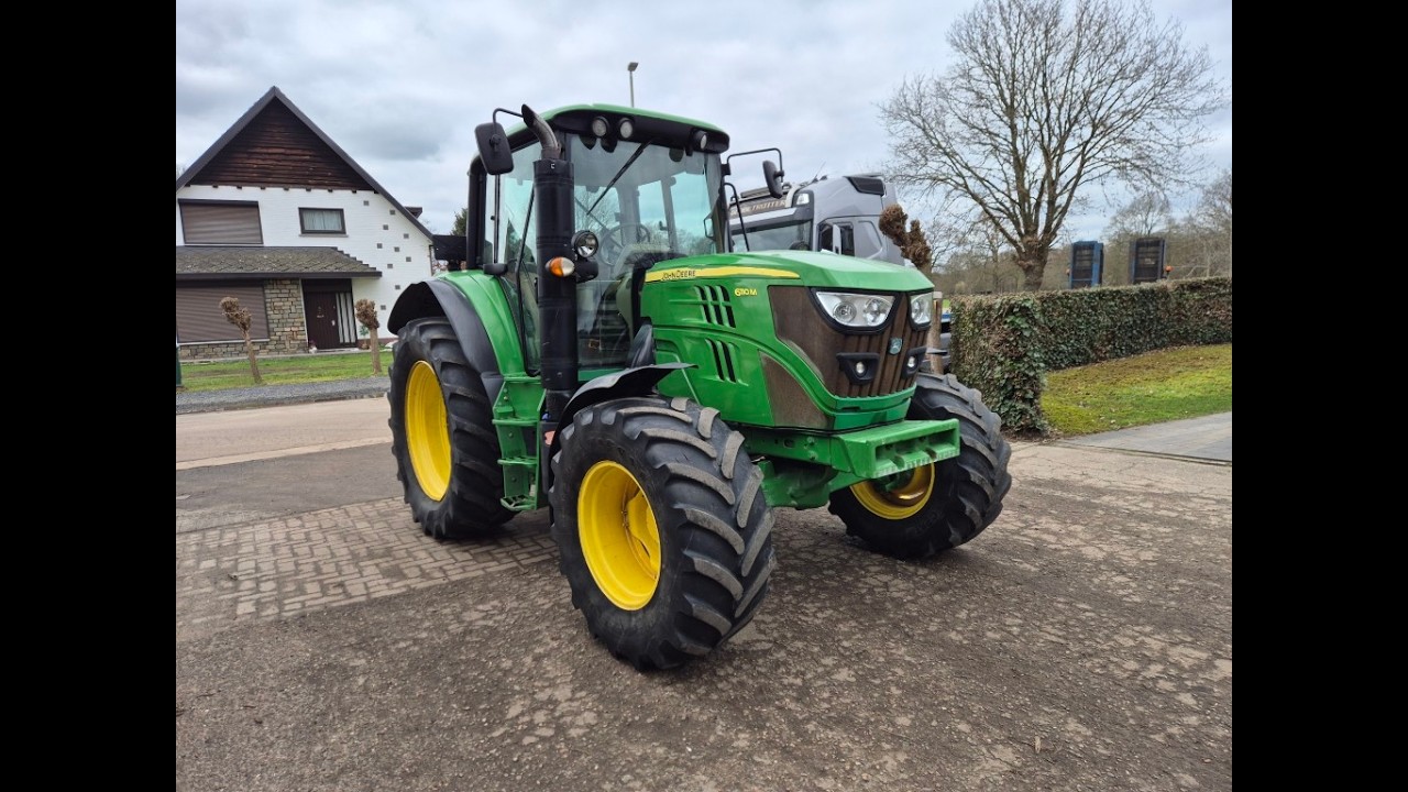 John Deere 6110M