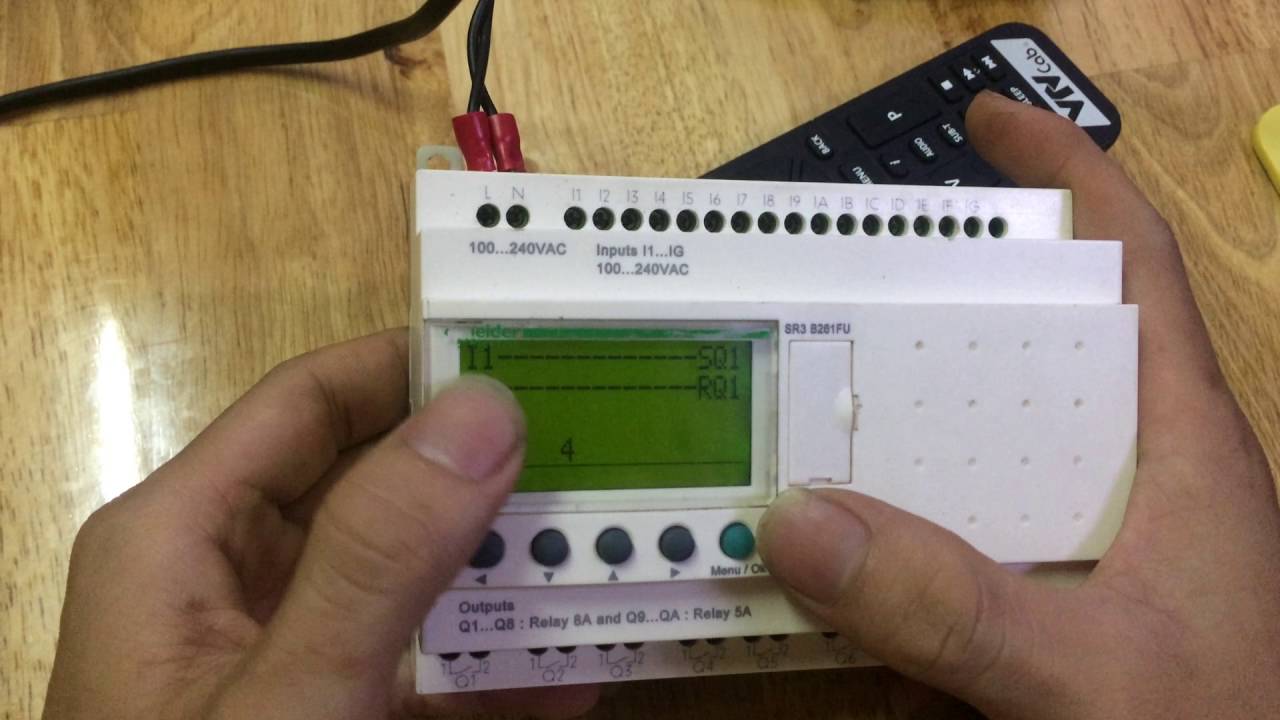 Hướng dẫn lập trình cơ bản bằng tay trên Plc của hãng schneider (Zelio logic)