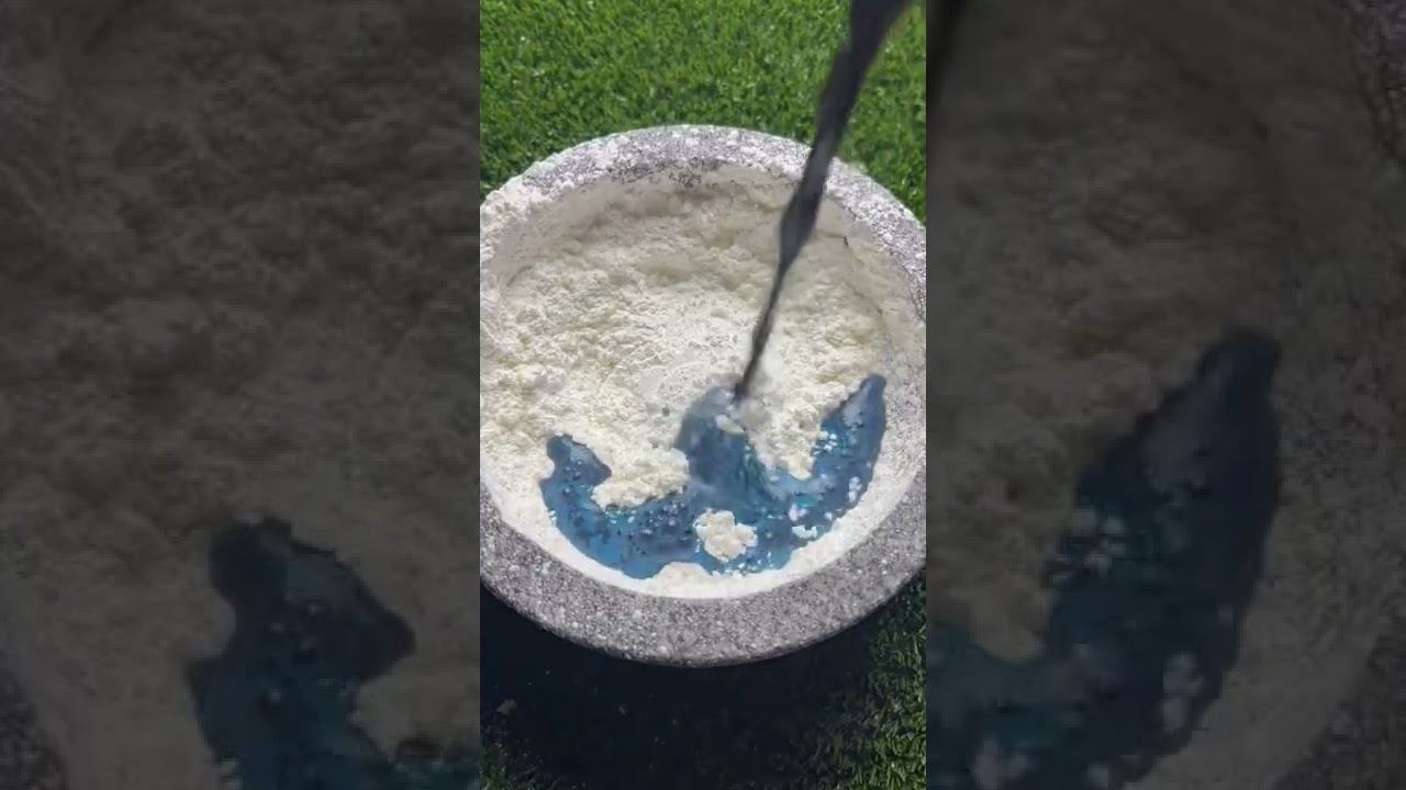 Cornstarch and water 🚿 #shorts