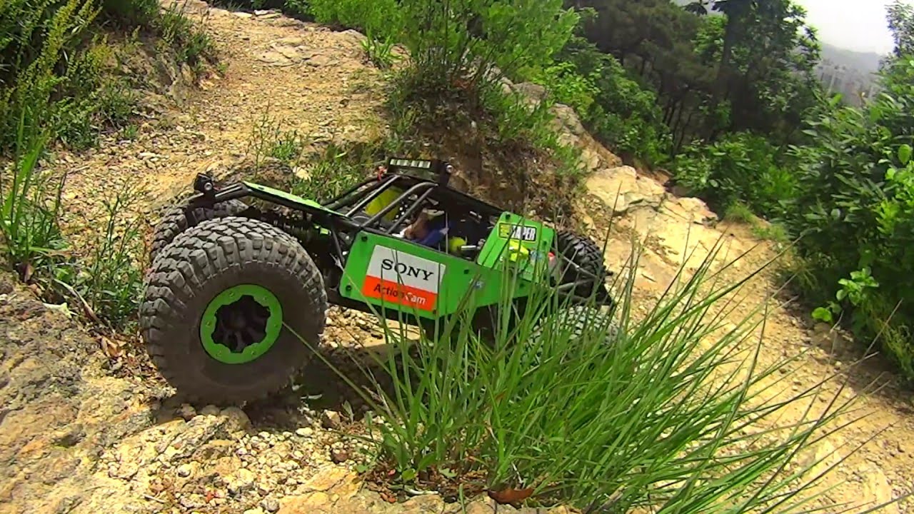 RC Wltoys K949 offroad