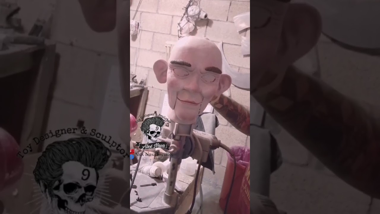 mu&ntilde;eco ventrilocuo movimiento de orejas #ventriloquia #ventriloquism #fatsmagic #artemexicano