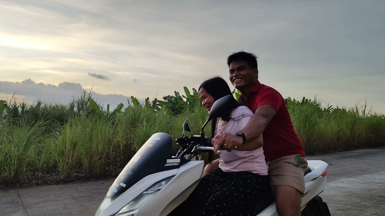 Tinuruan ako ni Bones paano mag motor
