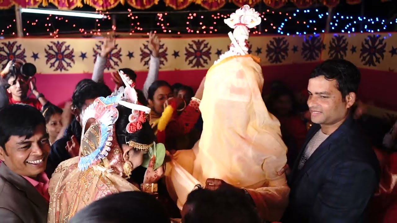গ্রামের বিয়ে,মালা বদল ,বিয়ের বাজনা 04