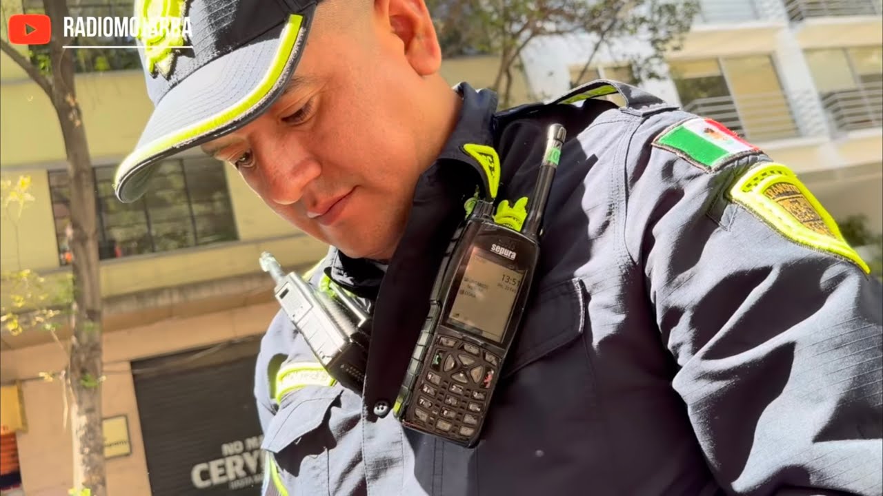 Video completo de los Policías al servicio de los corruptos ! 