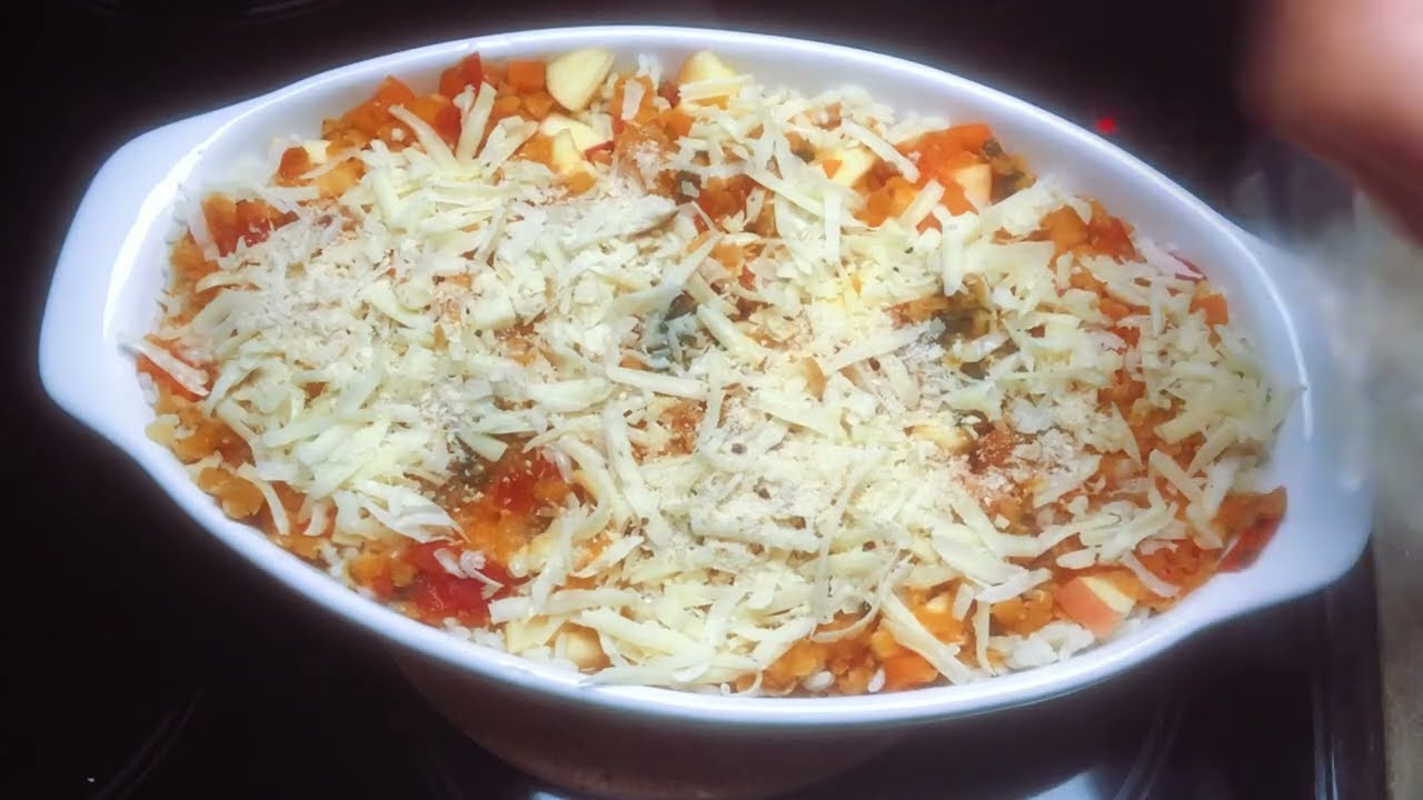 Aposto que você nunca comeu arroz assim #receitafacil #arrozdeforno 