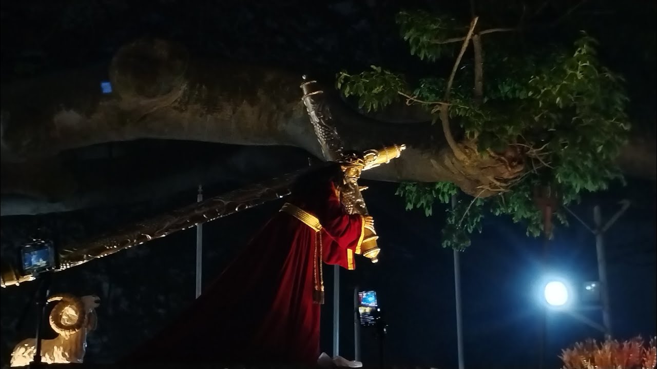 "CRUZ PESADA" Paso por la ceiba, primer viernes de cuaresma, Palin Escuintla