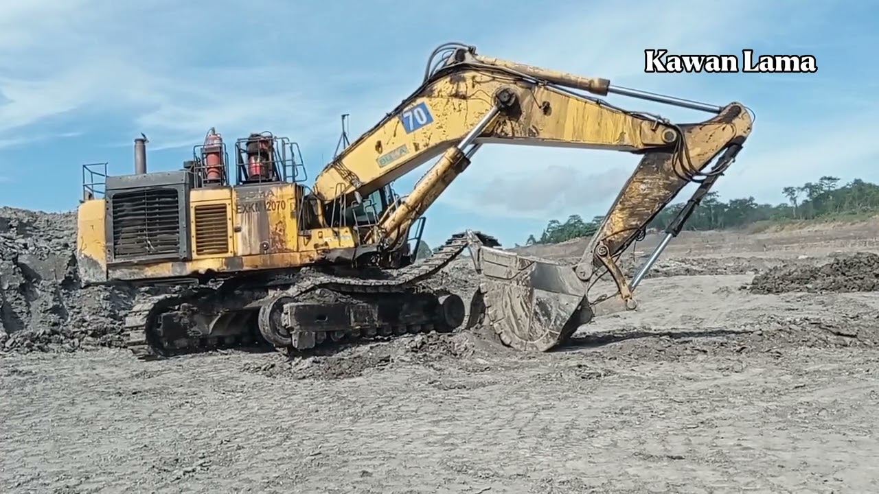 Cara Memasang Track PC1250 Excavator 