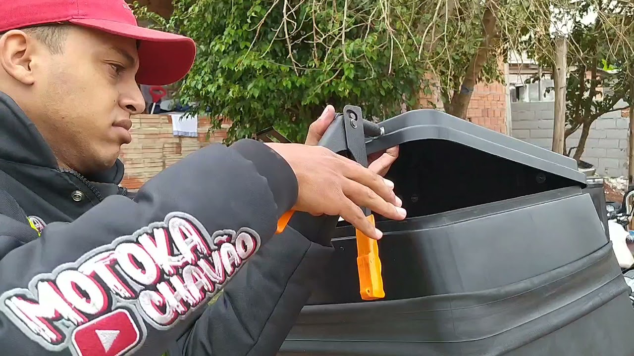 COLOCANDO SUPORTE NO MEU BAÚ