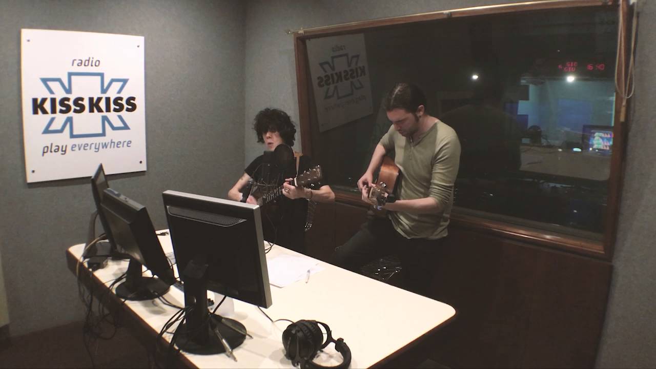LP - Strange (acoustic)