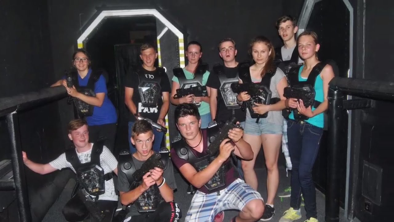 Školní prezentace - Tvrdonice - 9.A + 9.B / 2016
