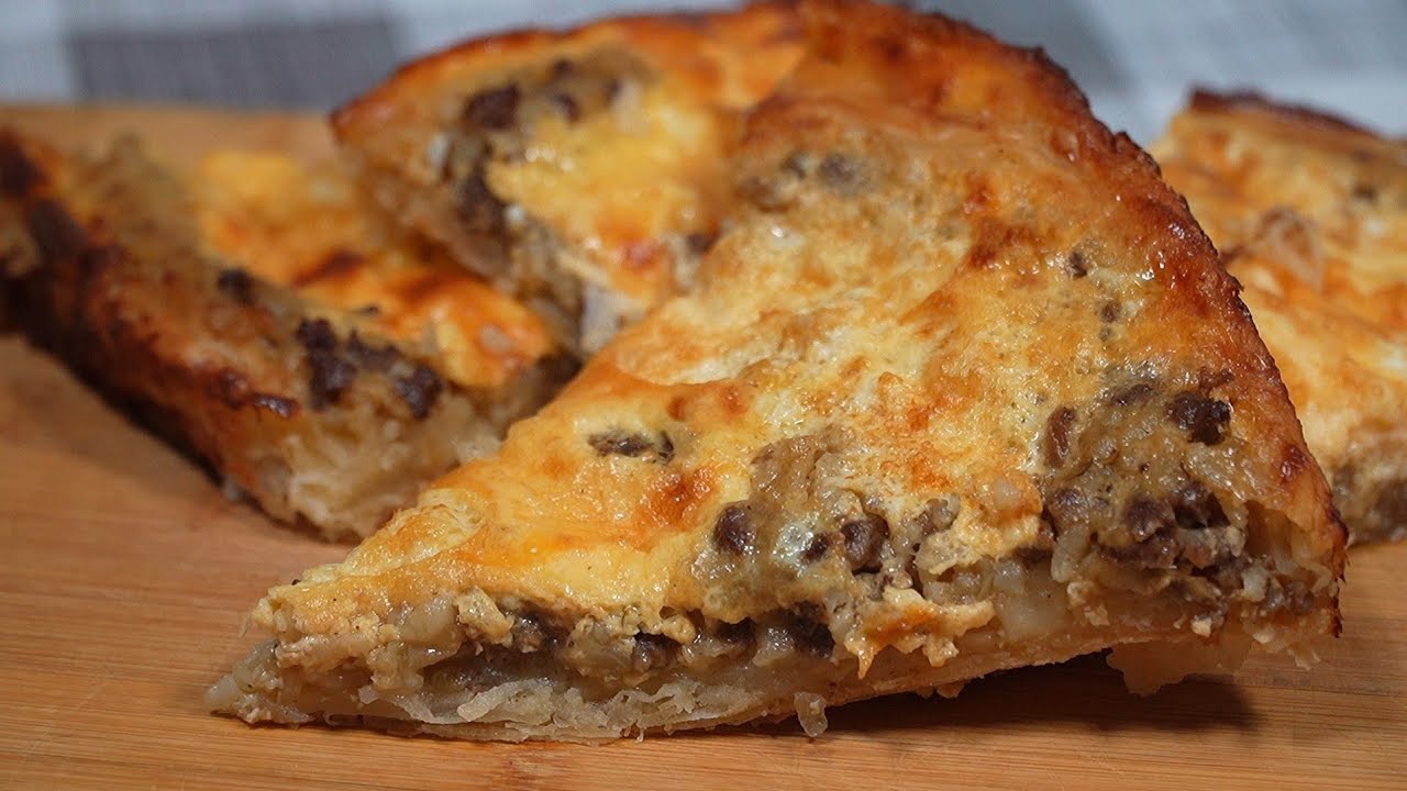 Pite me Mish &ndash; Recet&euml; Tradicionale Shqiptare (Albanian Meat Pie)