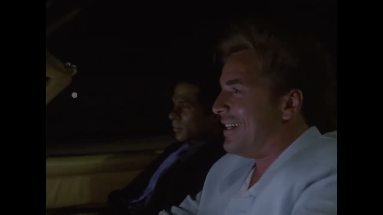 Leslie Young - Miami Runner (Italo Disco Synthwave)(Miami Vice 80s video)