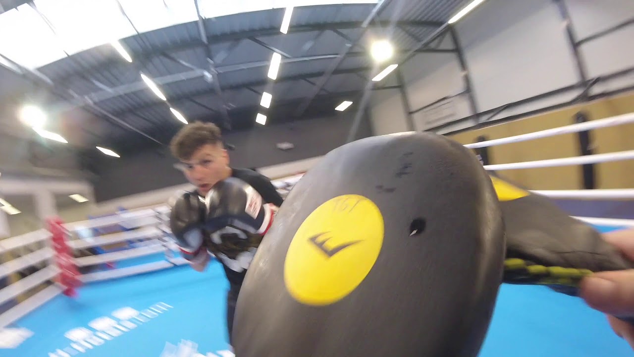 Trainingsauschnitt Artur Ohanyan (75 kg) mit Trainer Michael Timm