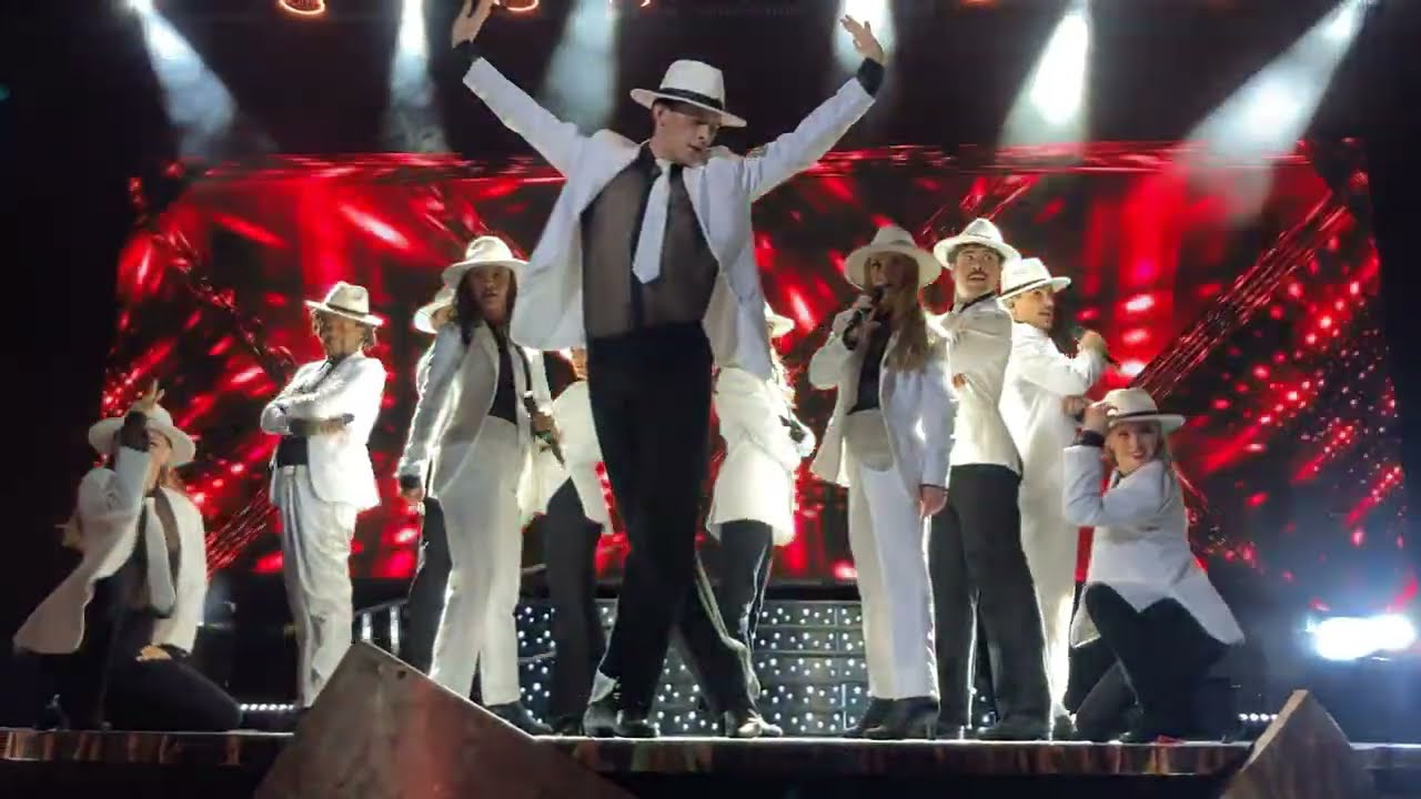 MSC Fantasia Show:  LIVE FROM MSC FANTASIA