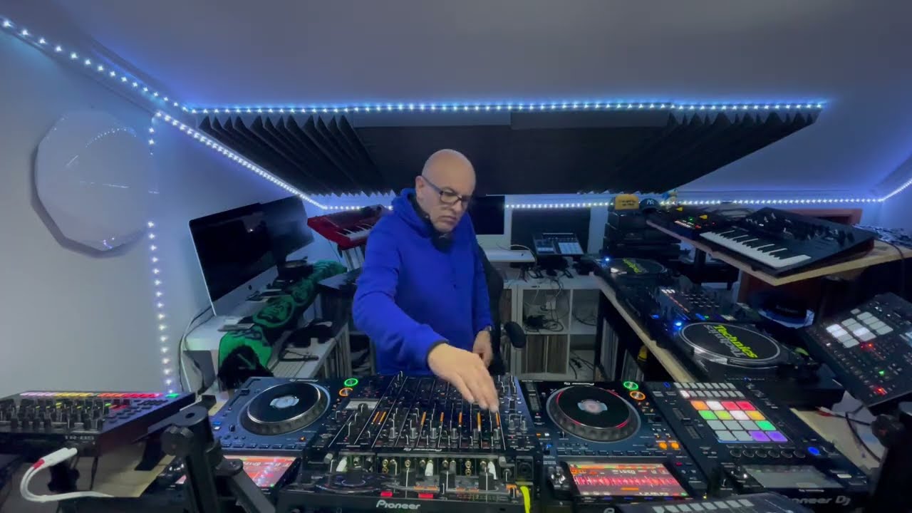 AFRO HOUSE SESSIONS EP 7 mixed by  @TheDj_Sonic_G  at BUNKERSTUDIO