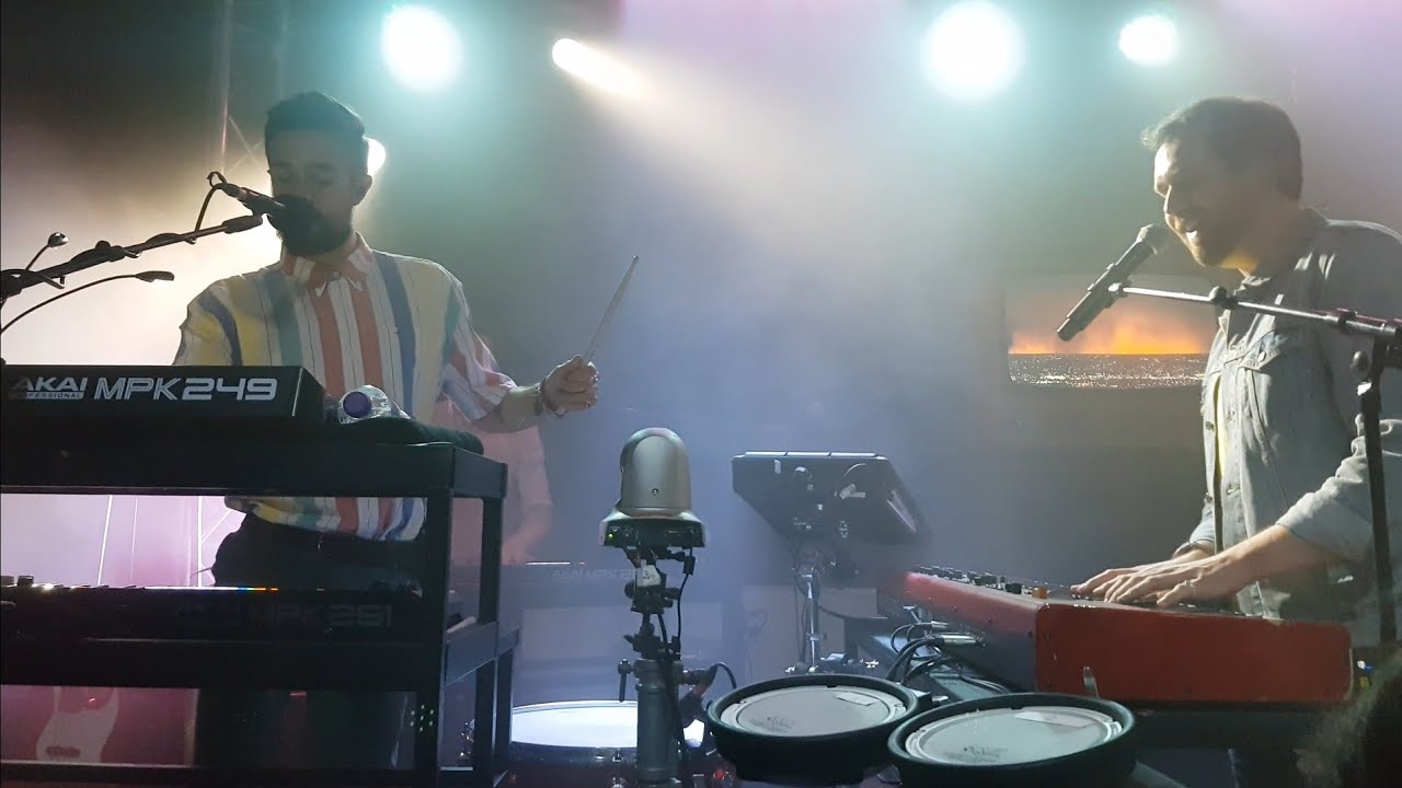 Bastille | Divide (Live debut!) @ Doom Days Album Launch | London UK | 14.06.19