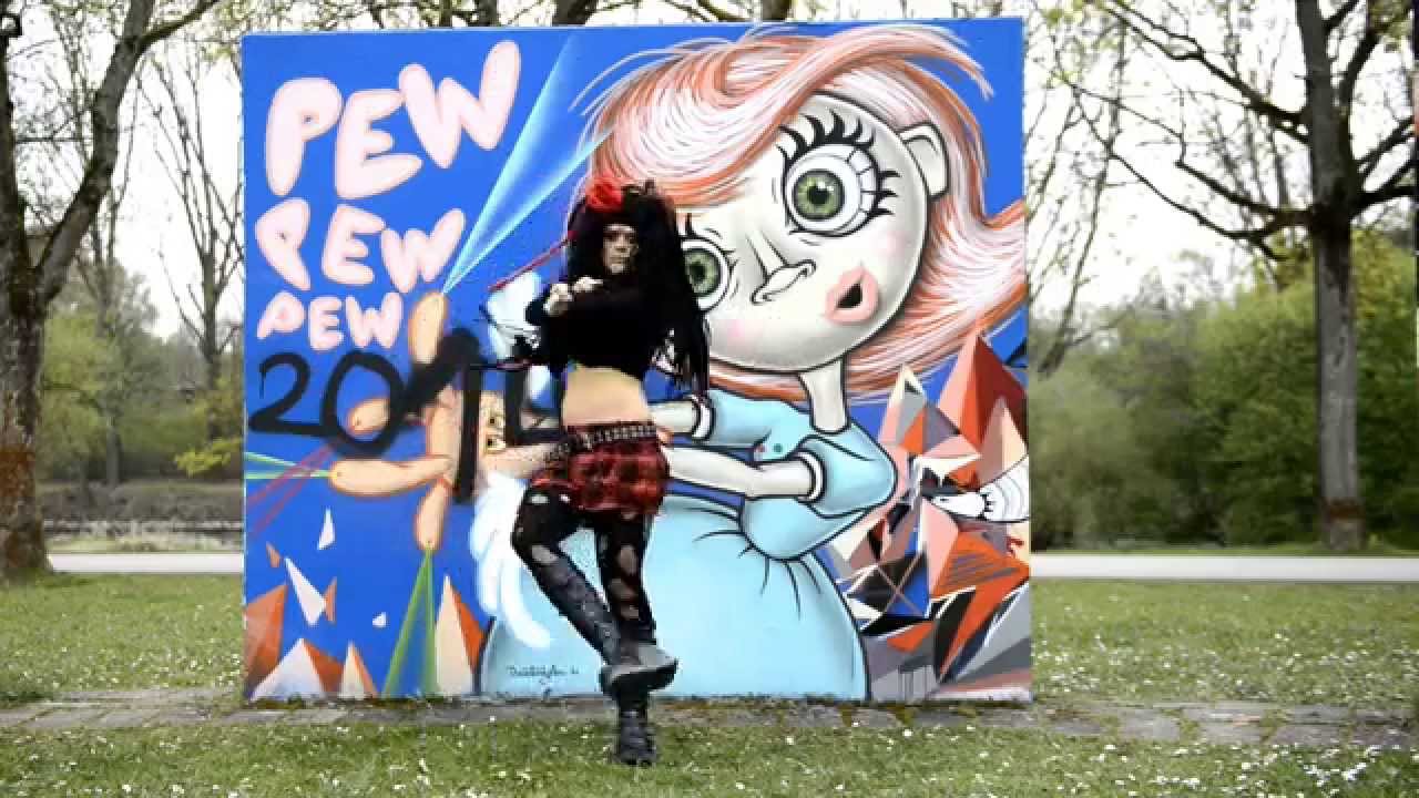 Ciwana Black, Christian Zahorik & Quaestitia ft. FGFC820 - Society