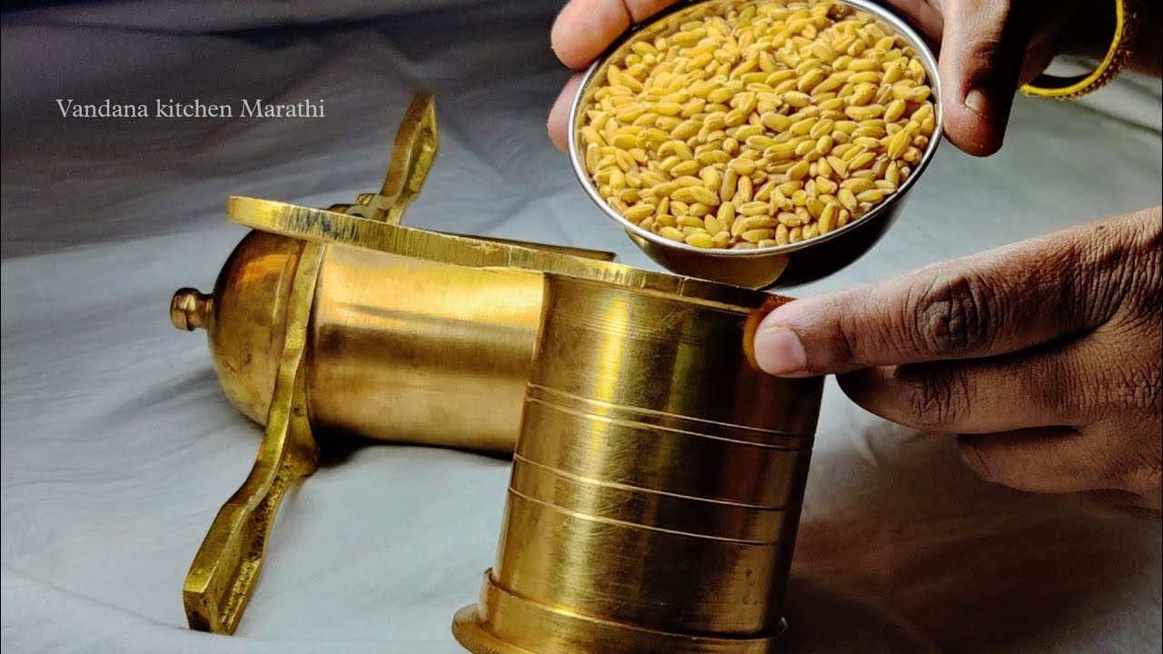 गहू न भिजवता न वाटता चौपट फुलणारी पांढरीशुभ्र कुरडई बनवण्याची सोपी पद्धत