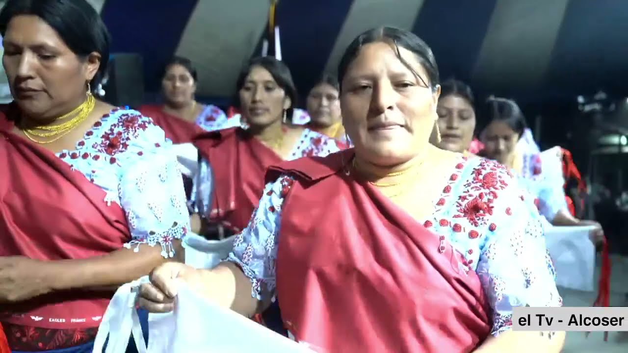 Alabanza de coros en nombramiento Pst. Luis Abelardo Paguay Quito