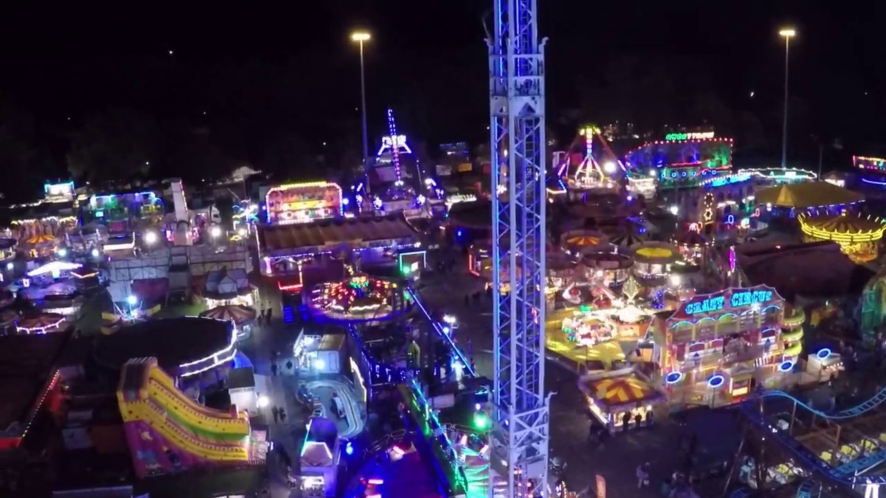 EPIC MOMENTS ON THE NOTTINGHAM GOOSE FAIR (UK) ON THE FERRIS WHEEL EDITION 2017