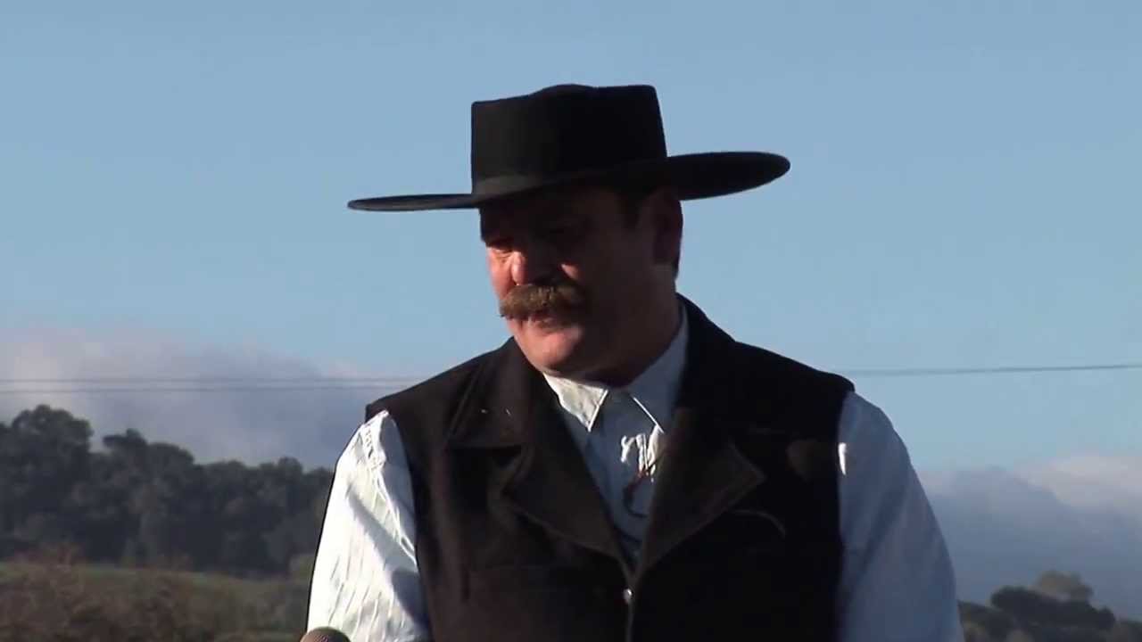 Bruce Sandifer & The Fluid Beauty of the Bridle Horse