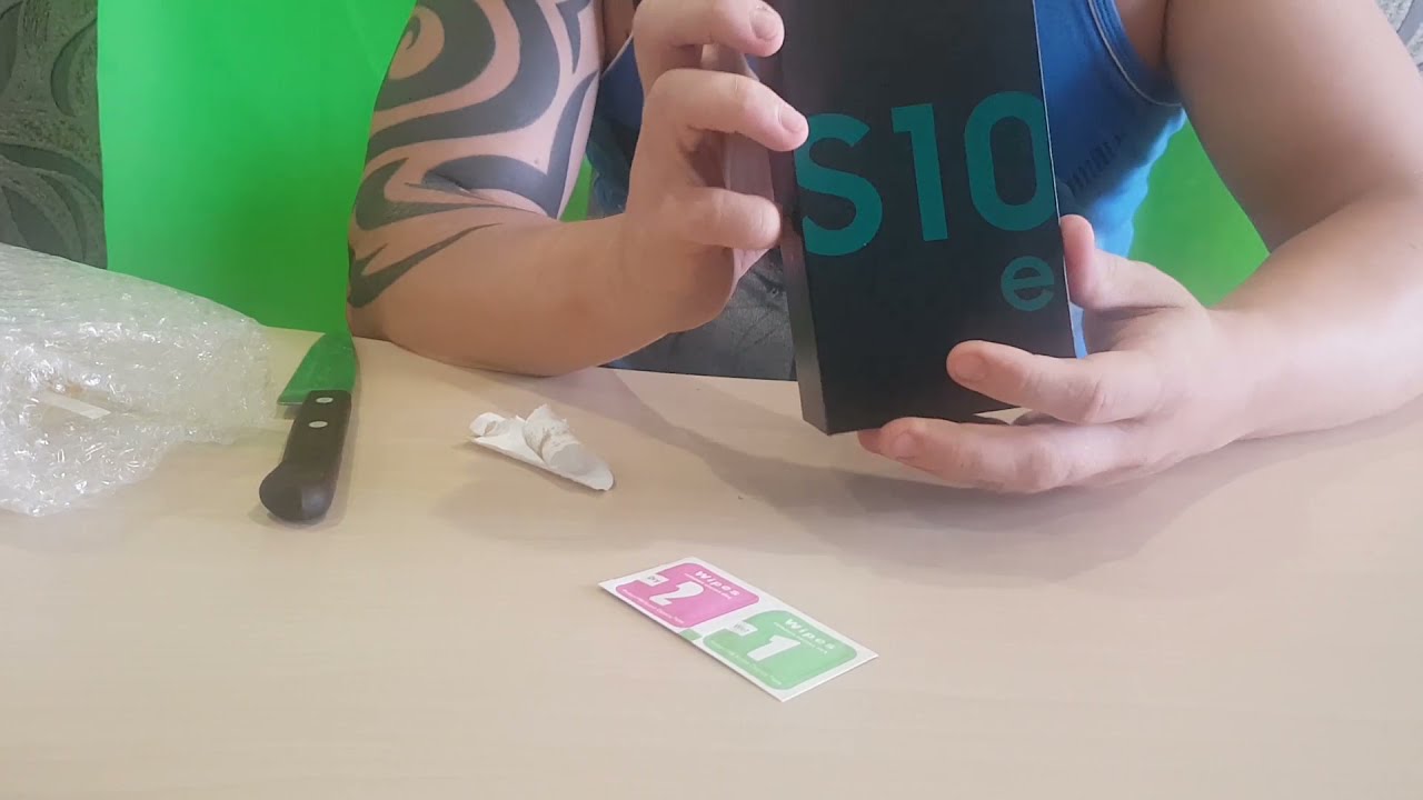 РАСПАКОВКА  Samsung Galaxy S10e ЗА 12000 рублей /Snapdragon 855/ЧТО ВНУТРИ И НЮАНСЫ
