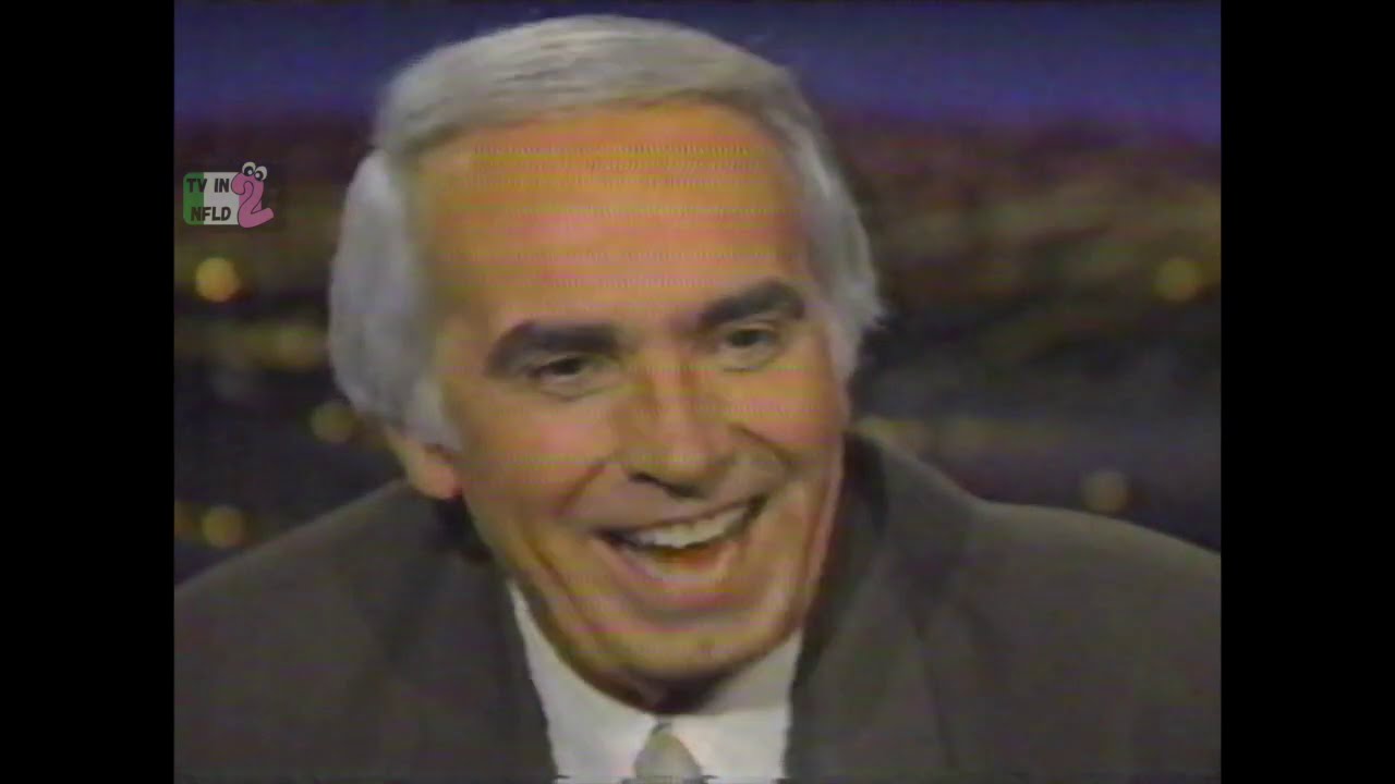 The Late Late Show with Tom Snyder - Cortney Cox Interview (1995)