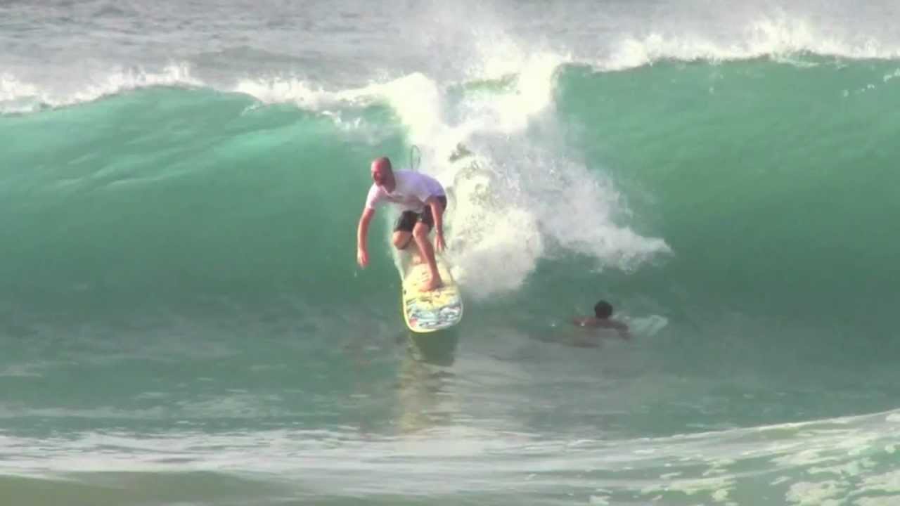 Phil Rajzman Fernando de Noronha com tubo noturno 2013