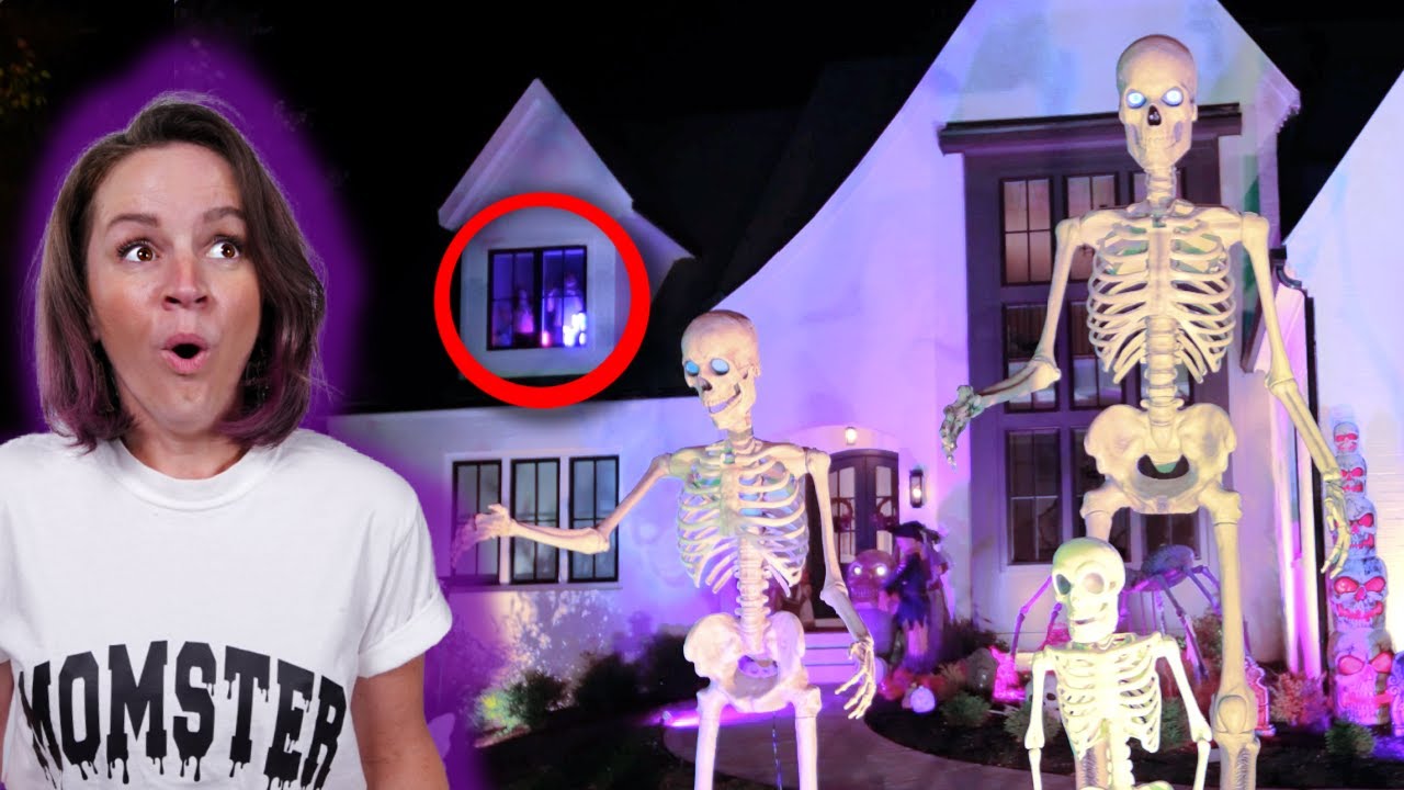 We Decorated our NEW HOUSE for HALLOWEEN!