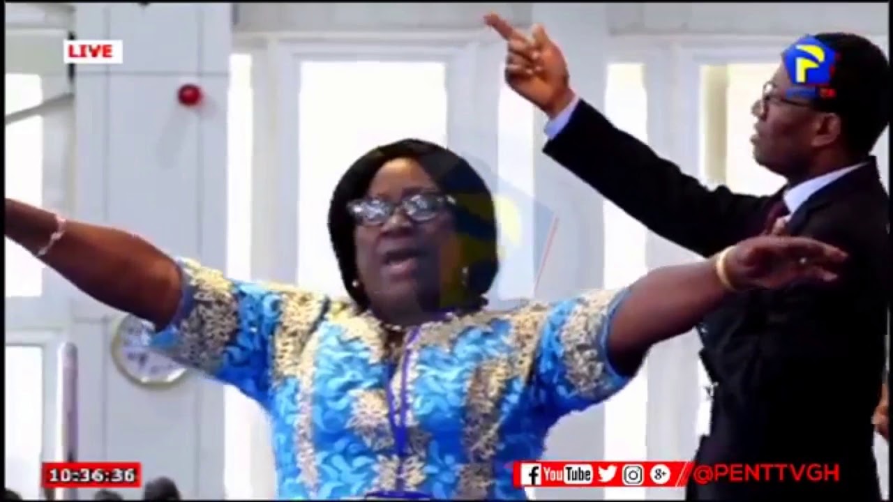 Aps Prof Opoku Onyinah led a Spirit-Filled Worship to climax the Ministers and Wives' Conf. 2018